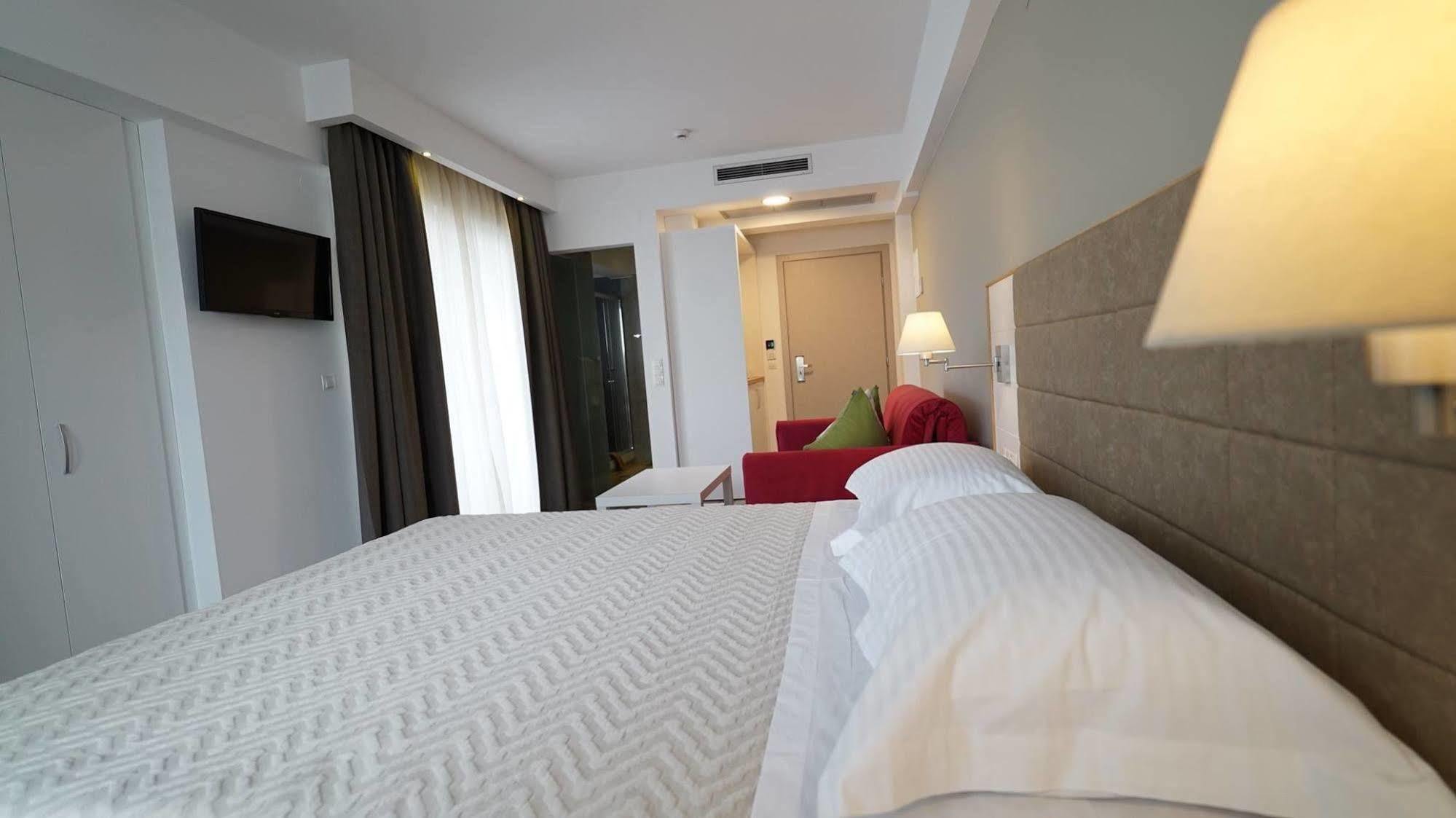 Olympus Thalassea Hotel Paralia Katerinis Bagian luar foto